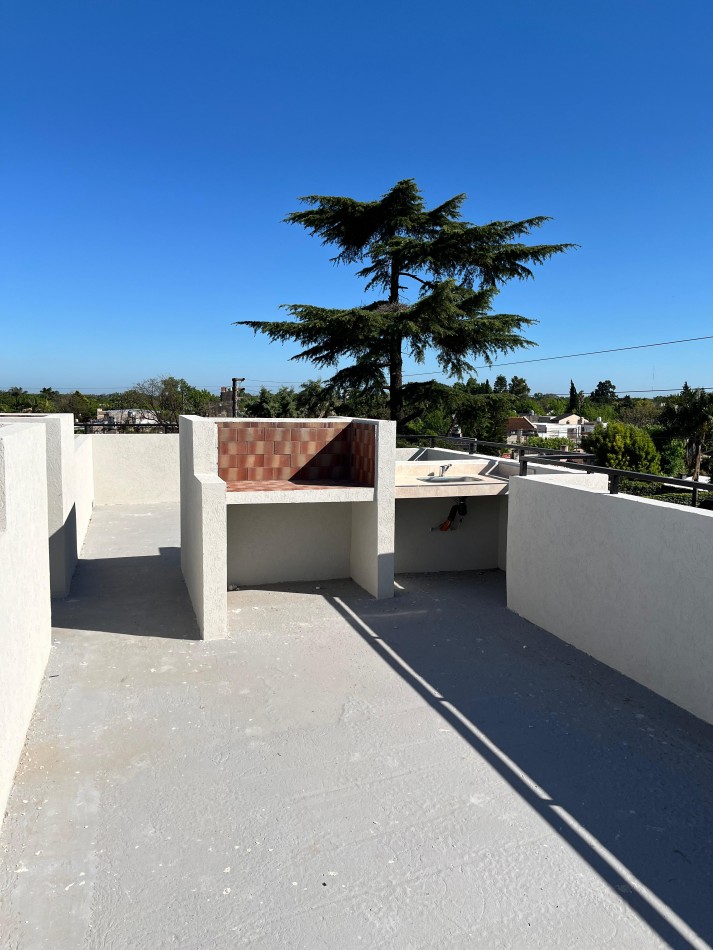 VENTA 2 AMBIENTES ITUZAINGO NORTE