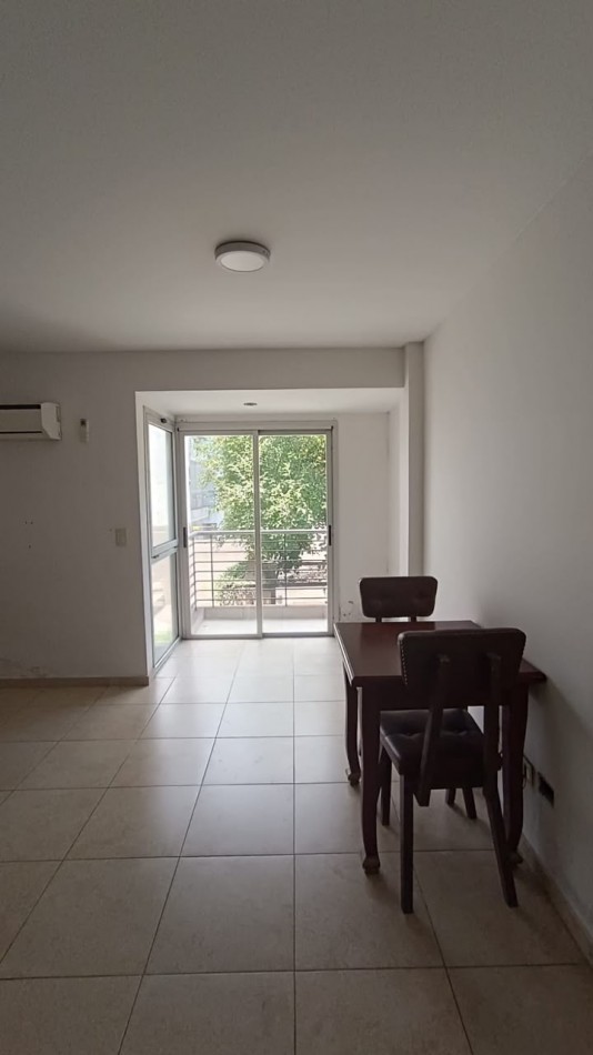  Monoambiente en venta |Castelar Norte con Cochera | Ideal Inversores 
