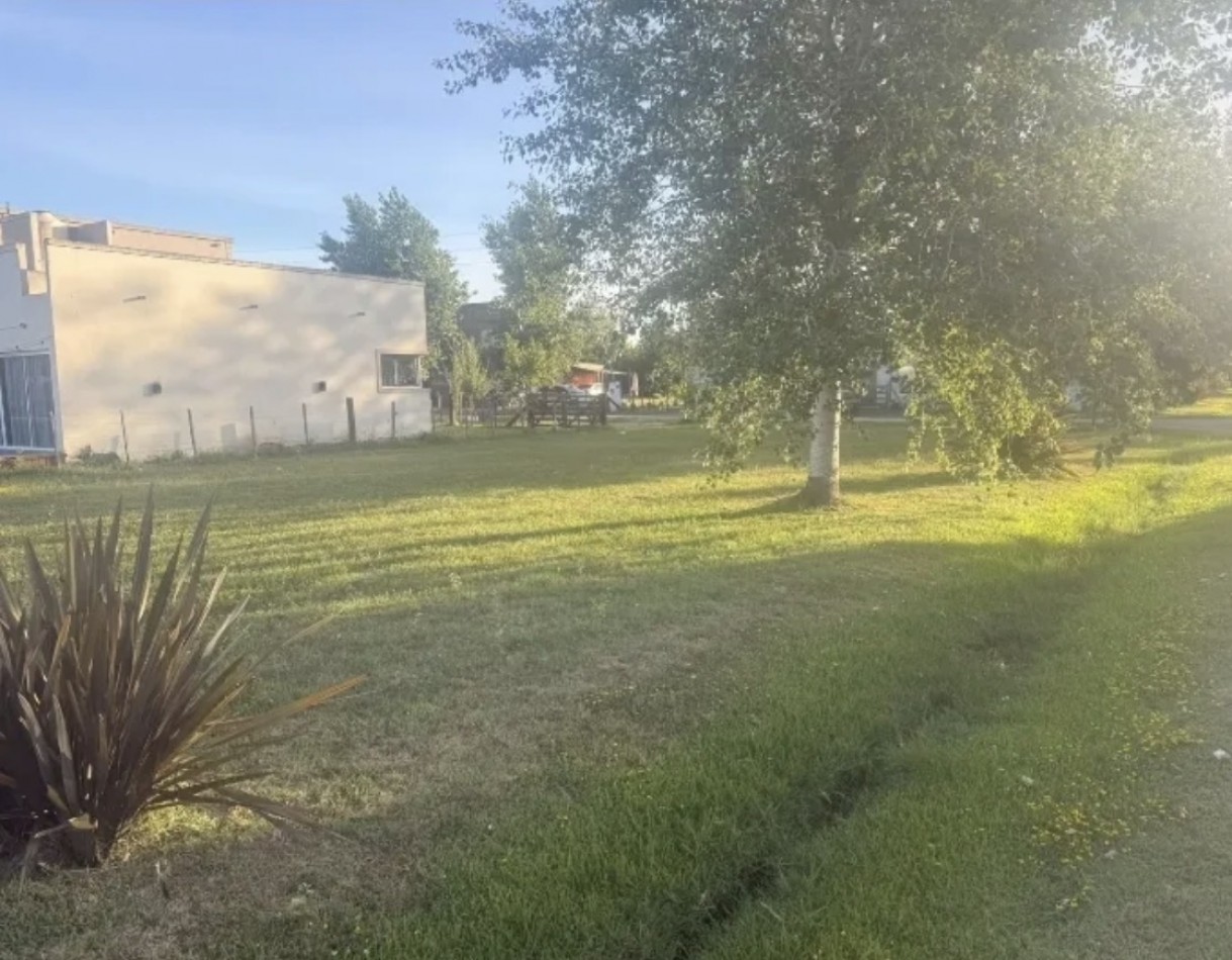 Venta lote en barrio cerrado excelente ubicacion.