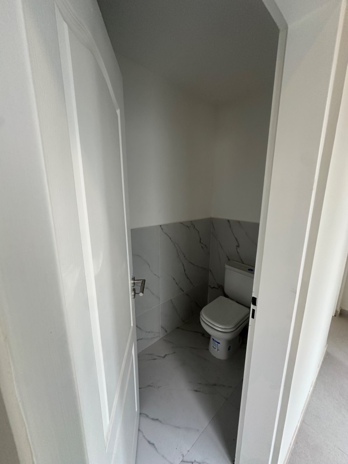 Venta casa 4 ambientes barrio cerrado lujan