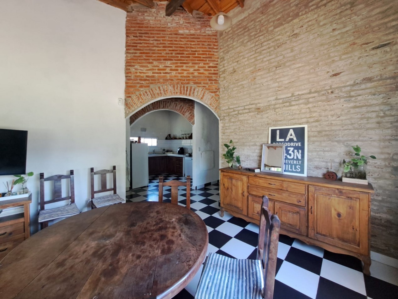 Casa multifamiliar en venta- Paso del rey.