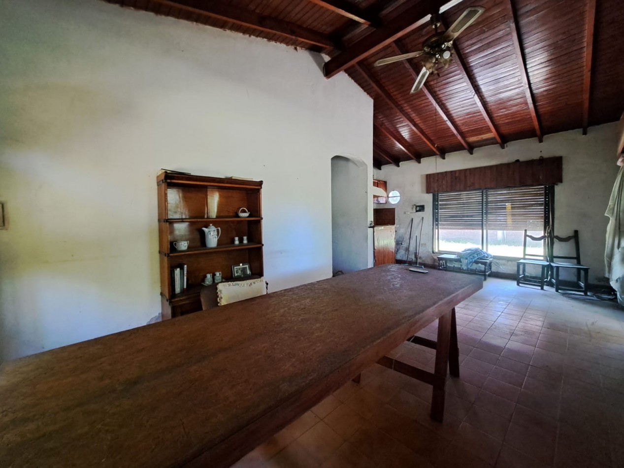 Casa multifamiliar en venta- Paso del rey.