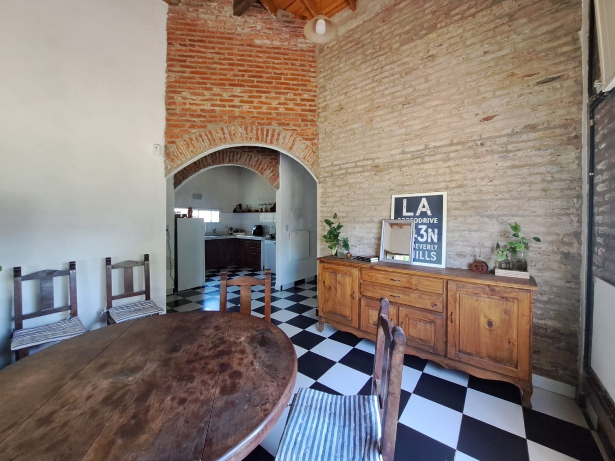 Casa multifamiliar en venta- Paso del rey.