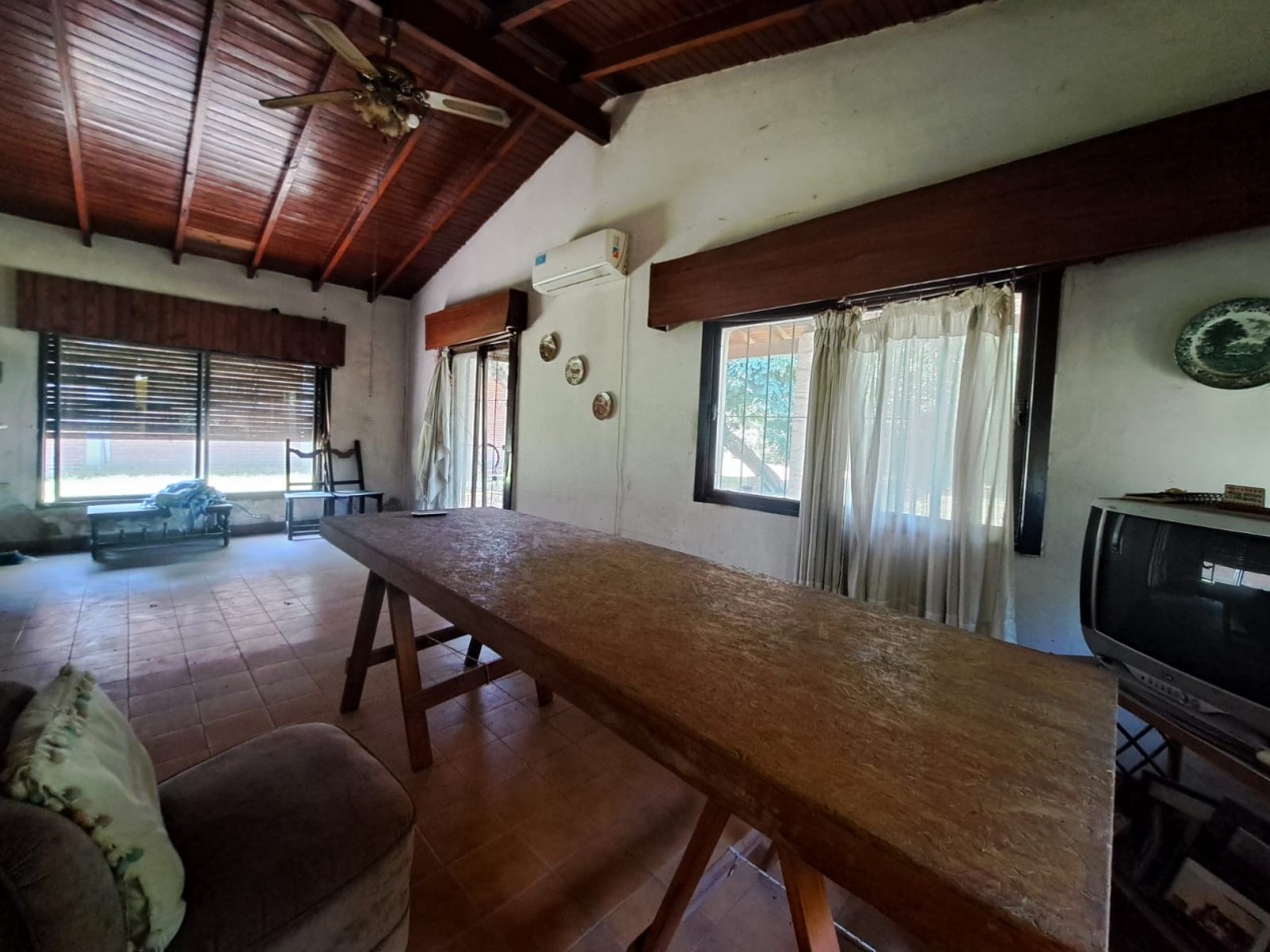 Casa multifamiliar en venta- Paso del rey.