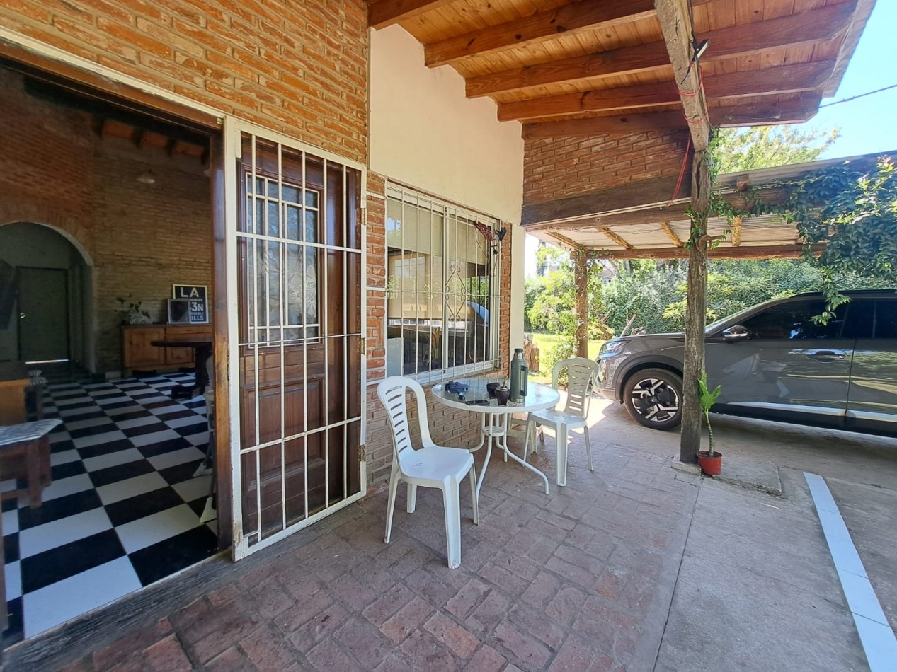 Casa multifamiliar en venta- Paso del rey.