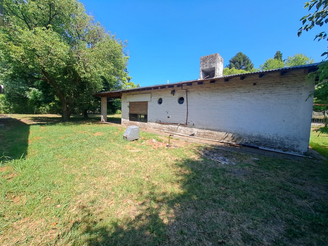 Casa multifamiliar en venta- Paso del rey.