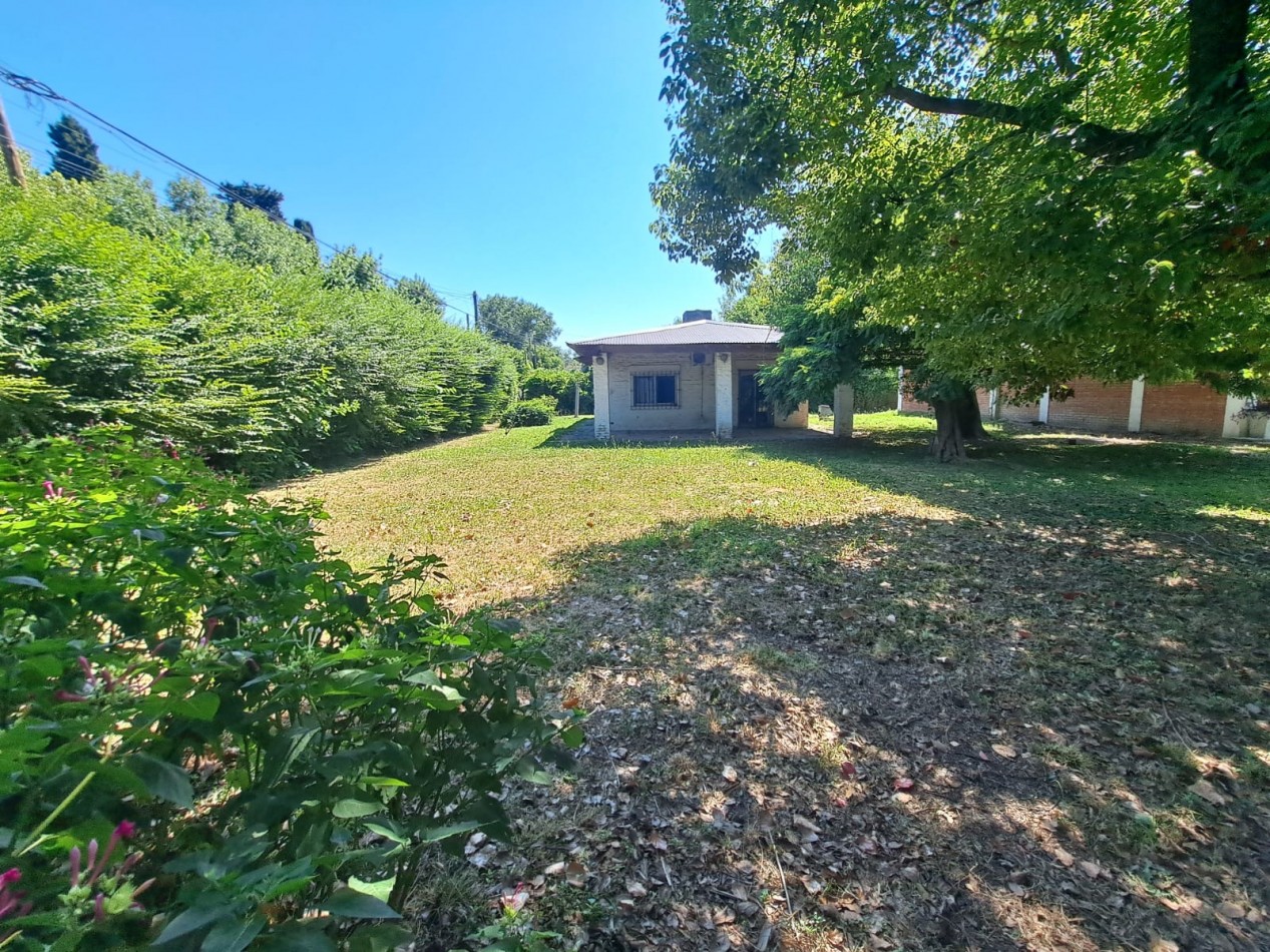 Casa multifamiliar en venta- Paso del rey.