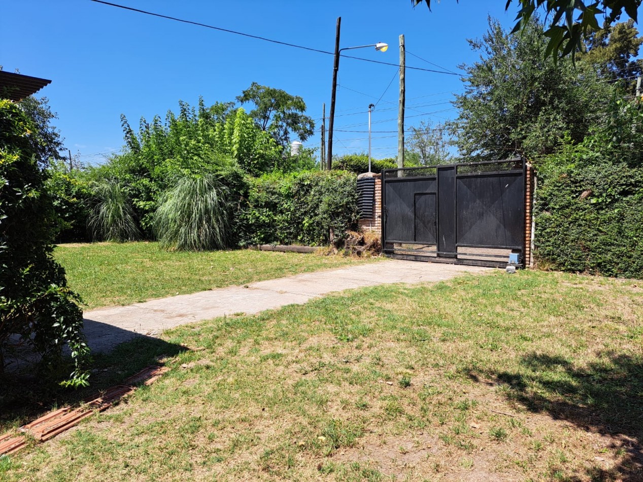 Casa multifamiliar en venta- Paso del rey.