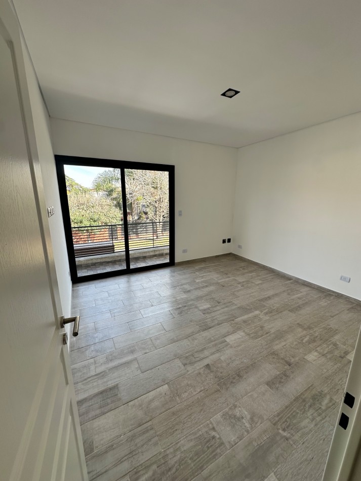 Venta duplex 4 ambientes