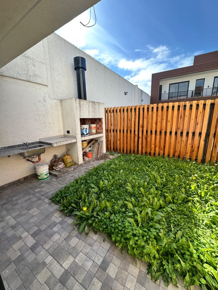 Venta duplex 4 ambientes