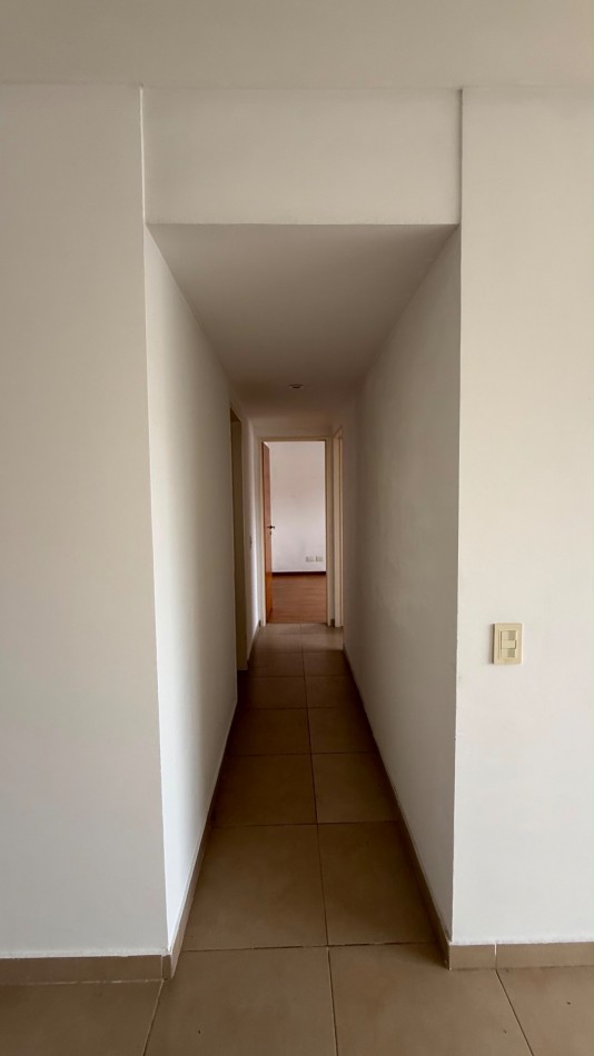 Departamento 3 ambientes con doble cochera.