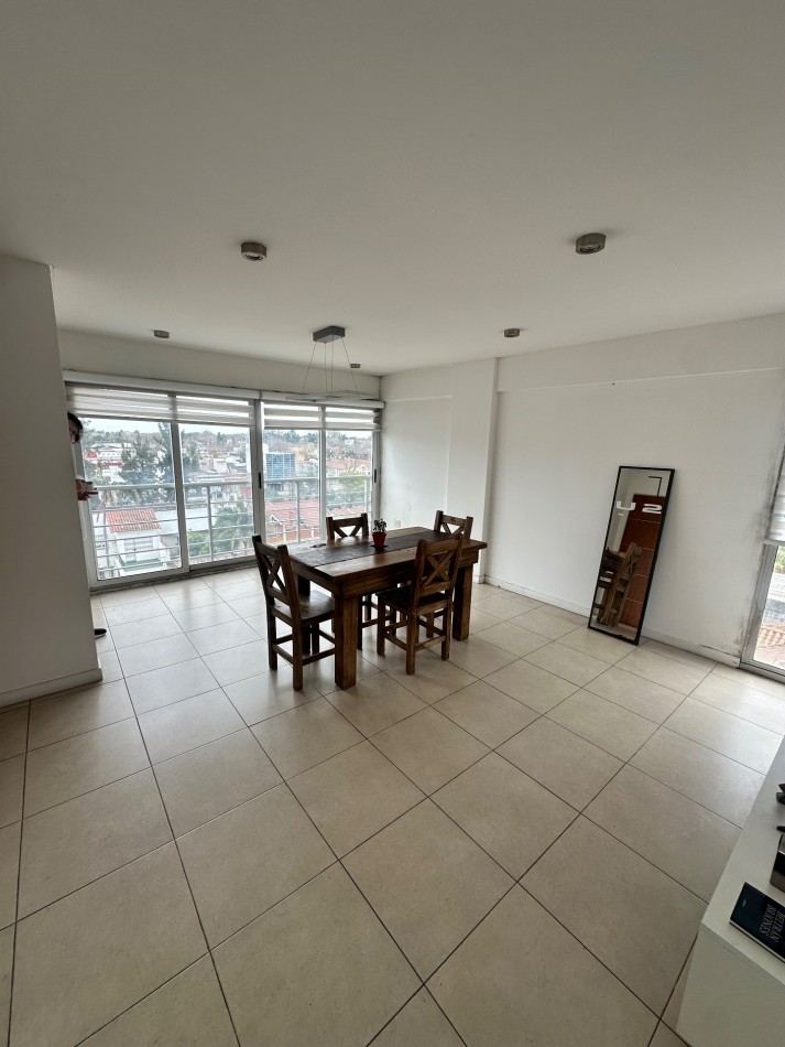 Venta departamento 2 Ambientes c/cochera.