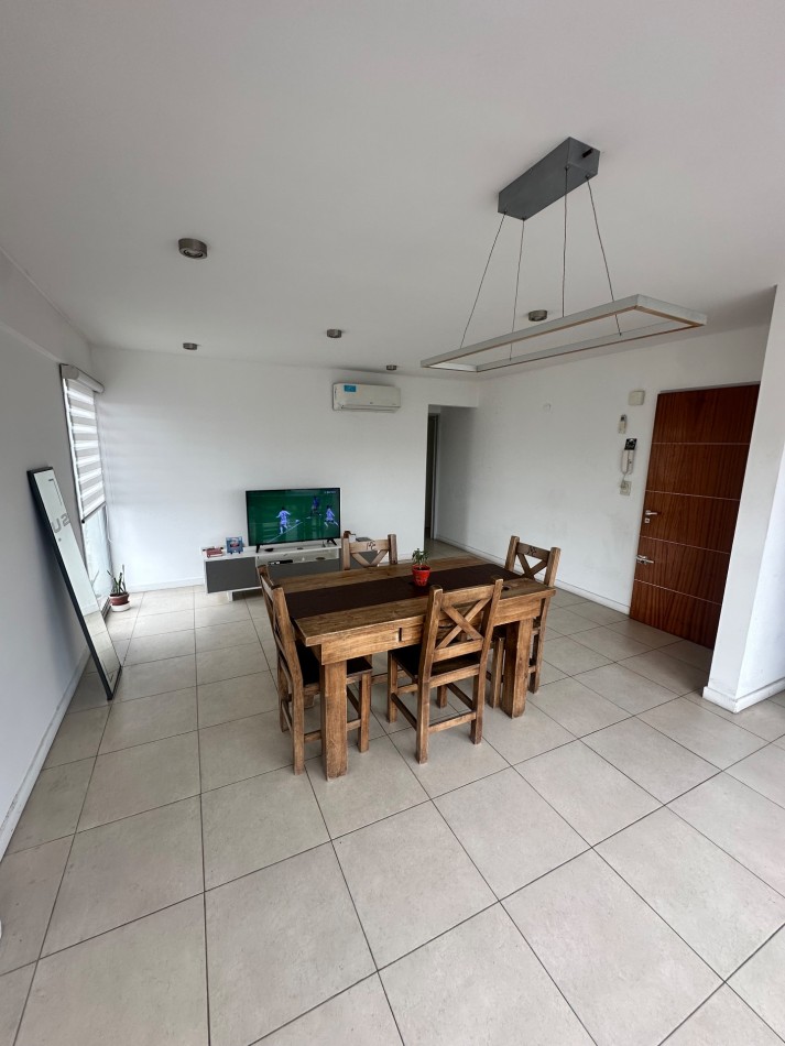 Venta departamento 2 Ambientes c/cochera.