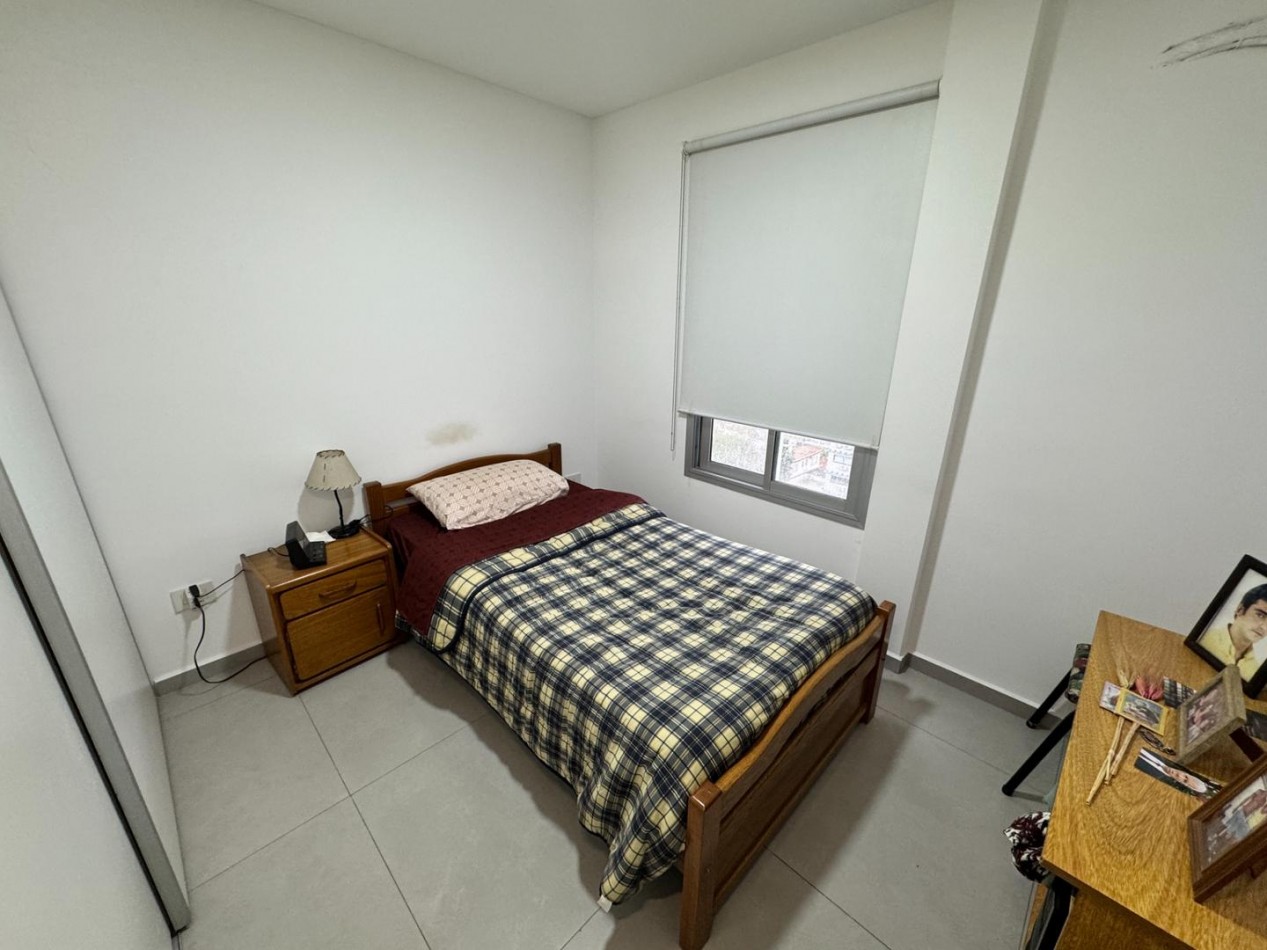 Departamento 4 Ambientes en Duplex con Terraza Privada, Jacuzzi y Cochera - Moron Centro