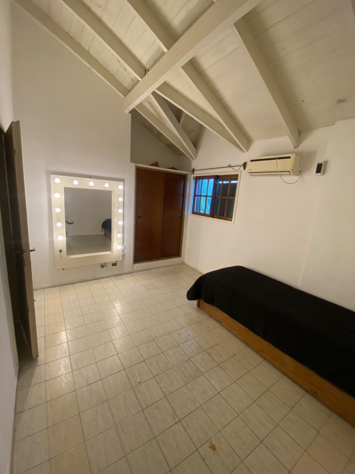 PH 4 AMBIENTES EN VILLA SARMIENTO - APTO CRE