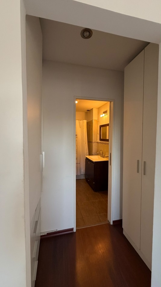 Apta credito-Duplex 4 ambientes en PH con patio y cochera.