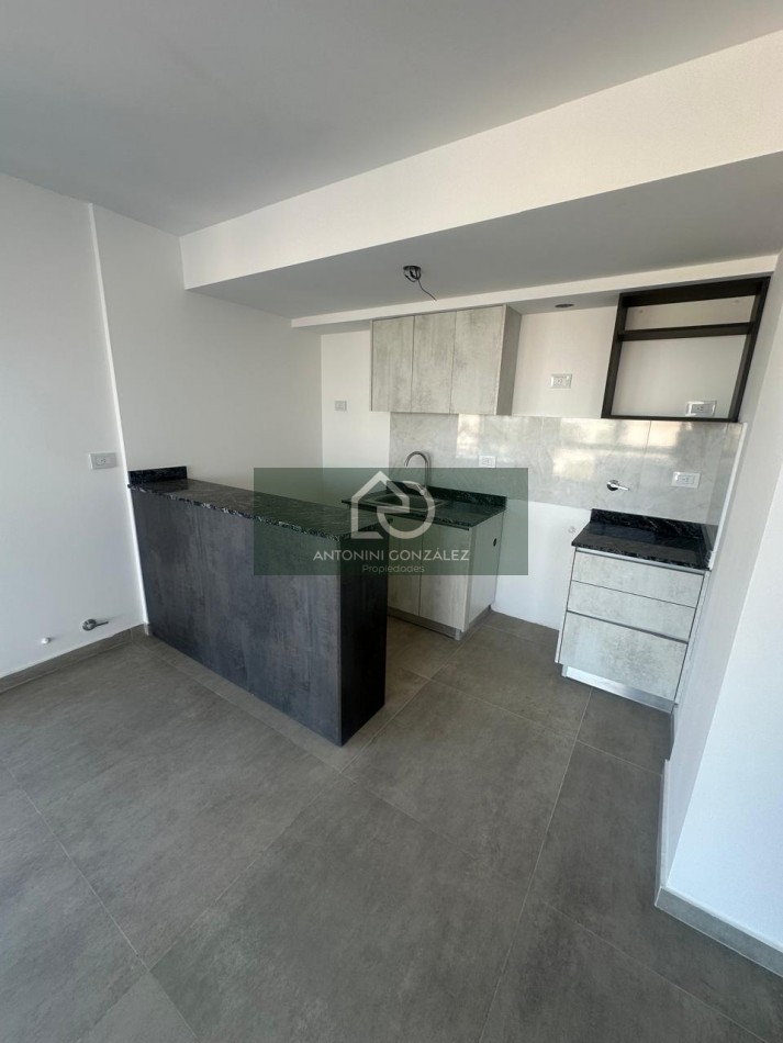 VENTA 2 AMBIENTES ITUZAINGO