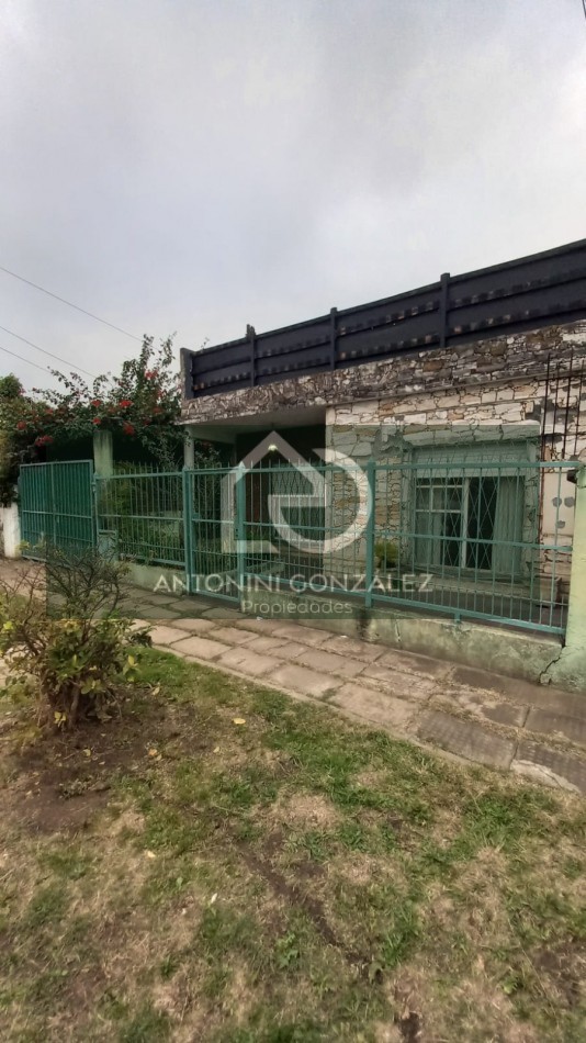 VENTA CASA + DEPARTAMENTO ITUZAINGO NORTE