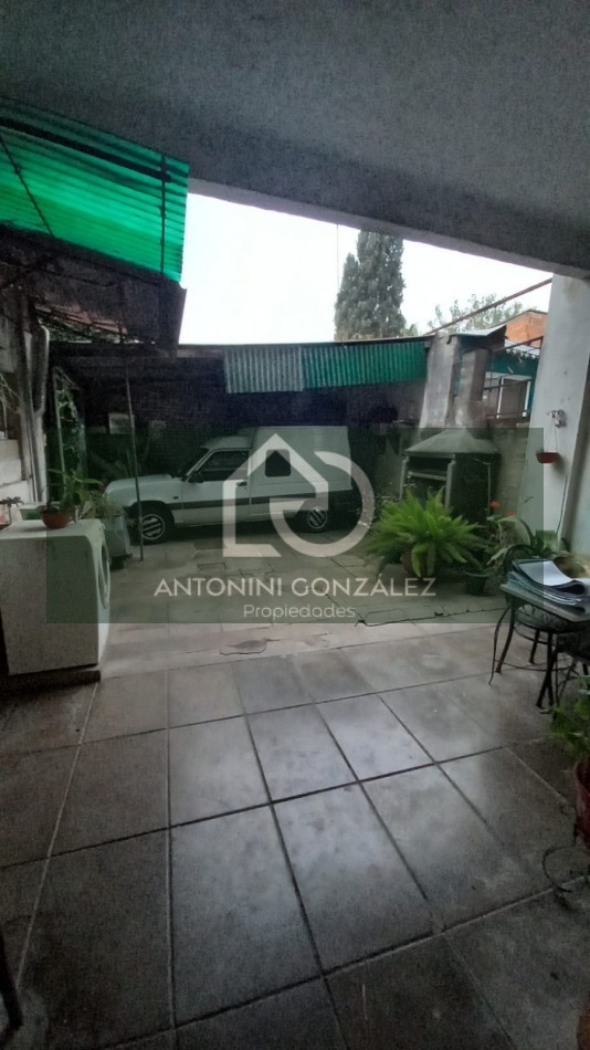 VENTA CASA + DEPARTAMENTO ITUZAINGO NORTE