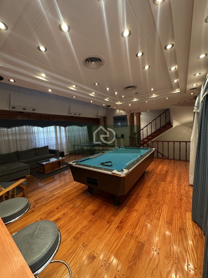 Venta casa 5 ambientes.