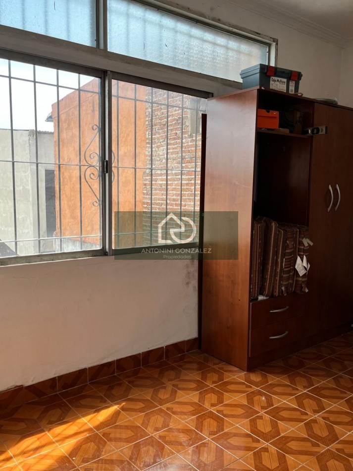 casa en venta 5 dormitorios en Ciudadela.