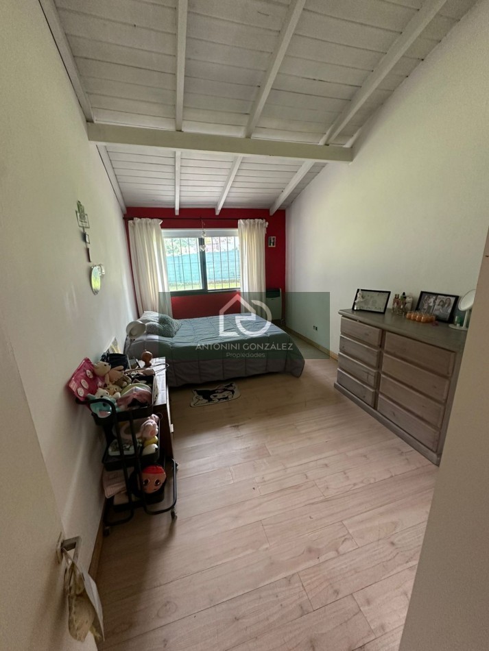 Casa 6 Ambientes en Planta Baja - Parque Leloir | Totalmente Reciclada