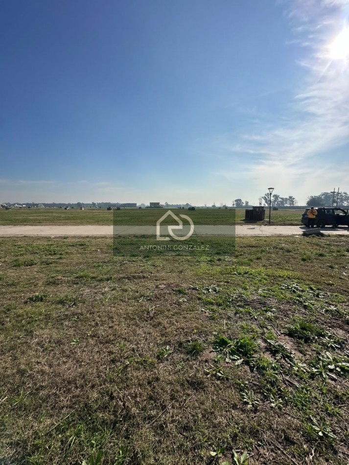 LOTE EN VENTA - ST. THOMAS CHICO
