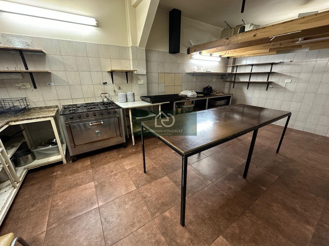 Local para Eventos Oficinas o Deposito en Ituzaingo Norte | 180m² | Equipado
