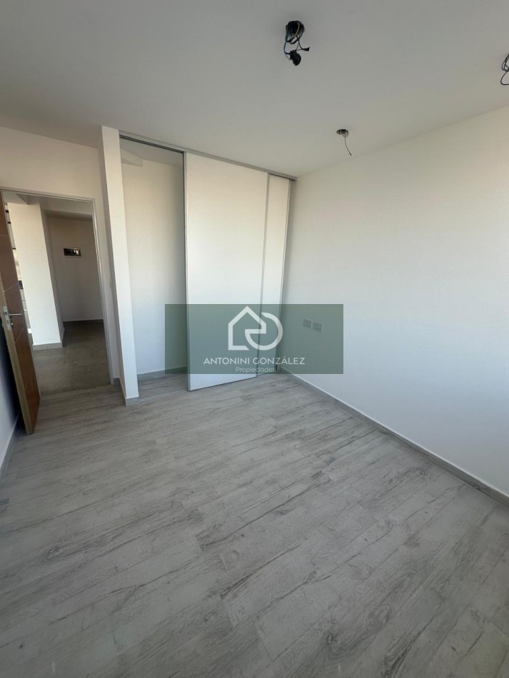 VENTA 2 AMBIENTES ITUZAINGO