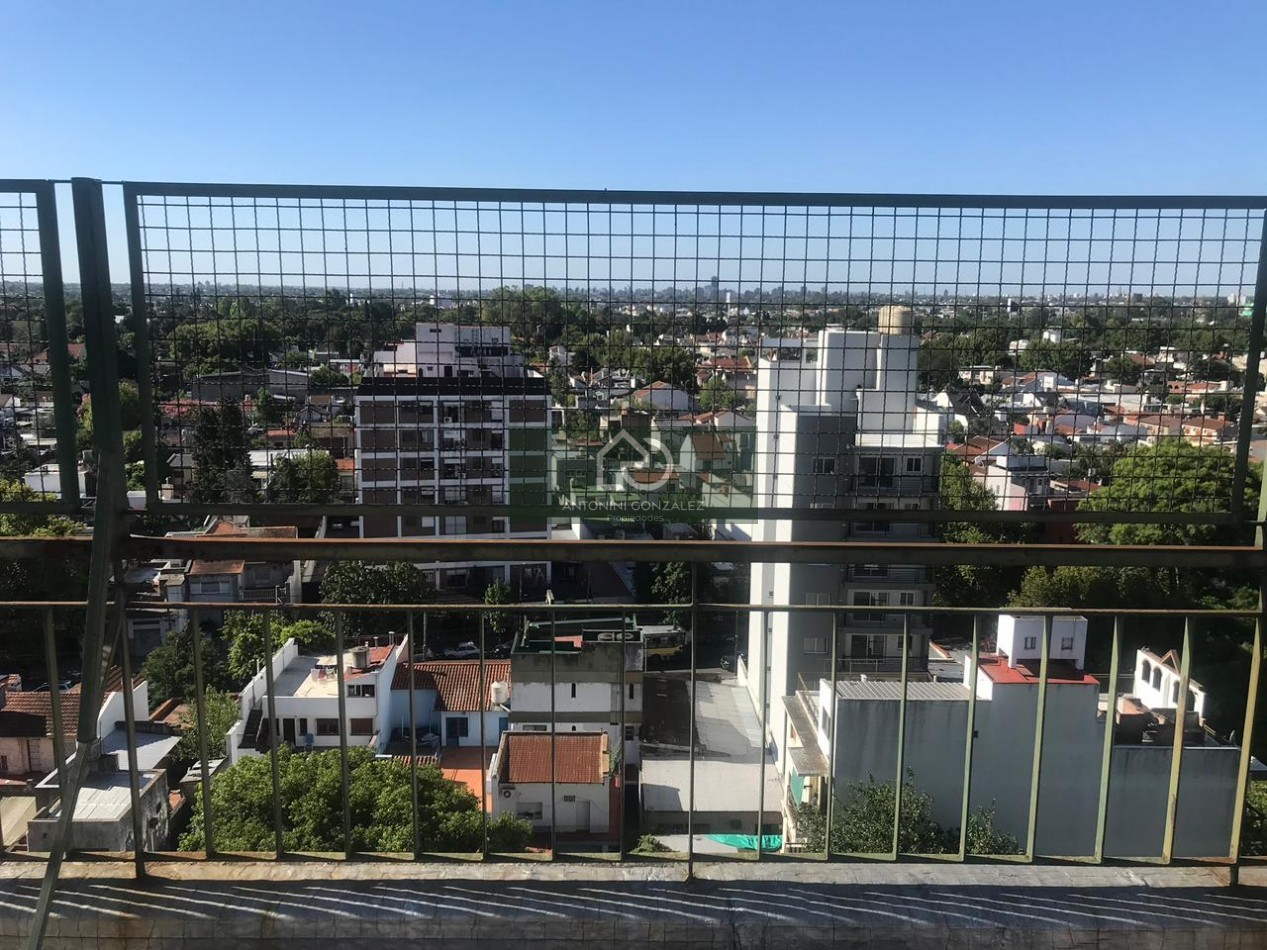 Departamento 2 Ambientes al Frente en Escalada 120 | Balcon Propio | Terraza y Laundry
