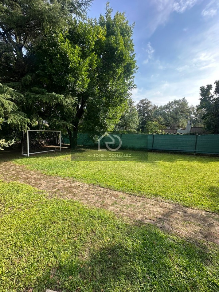 Casa 6 Ambientes en Planta Baja - Parque Leloir | Totalmente Reciclada