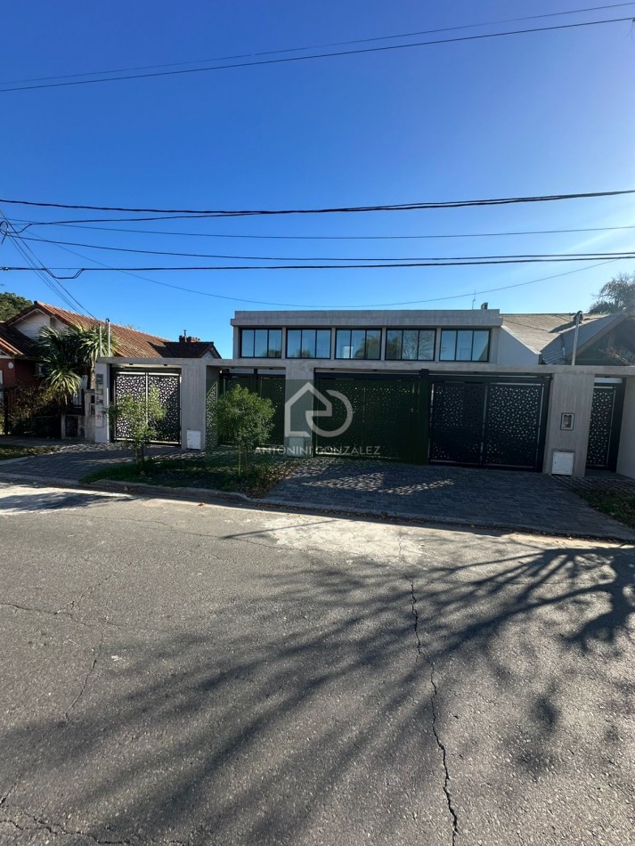 VENTA CASA 5 AMBIENTES A ESTRENAR ITUZAINGO NORTE