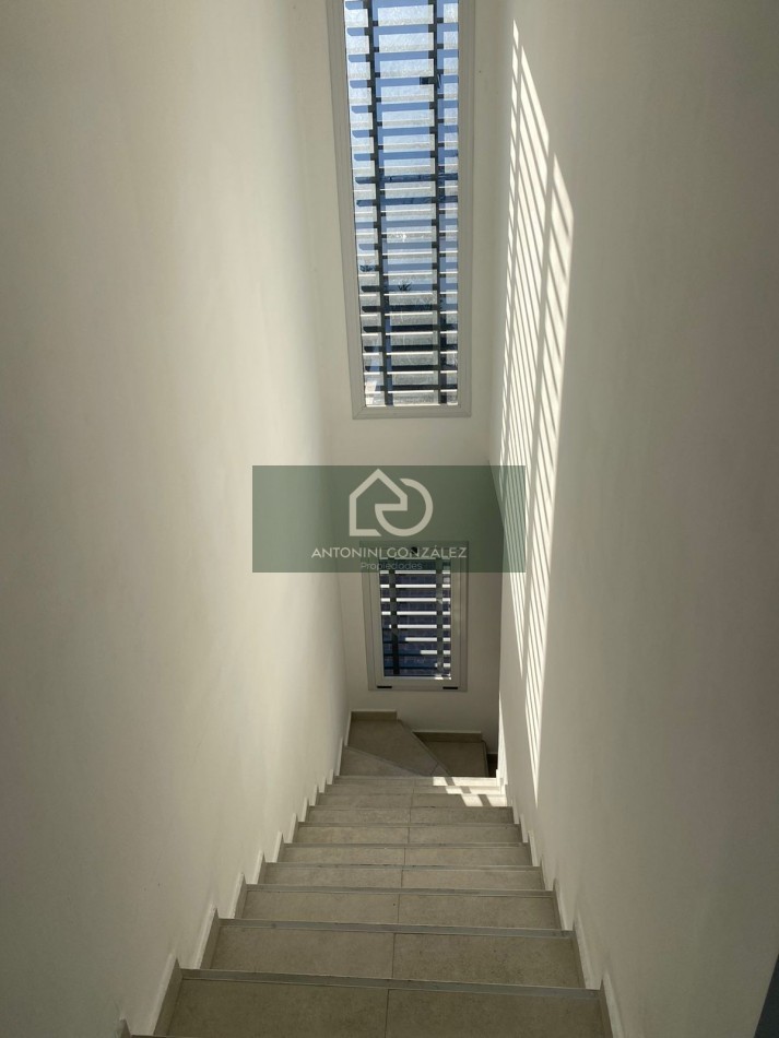 DUPLEX EN VENTA ITUZAINGO NORTE
