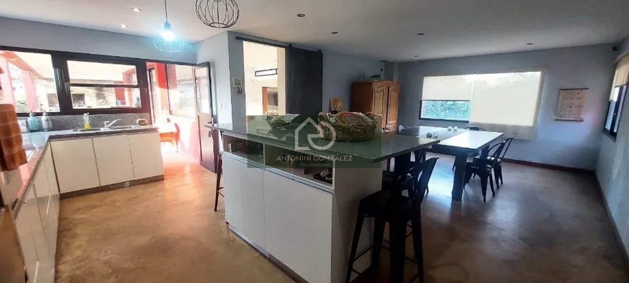 VENTA DE CASA EN BARRIO CERRADO VILLA ANGELA (RODRIGUEZ)