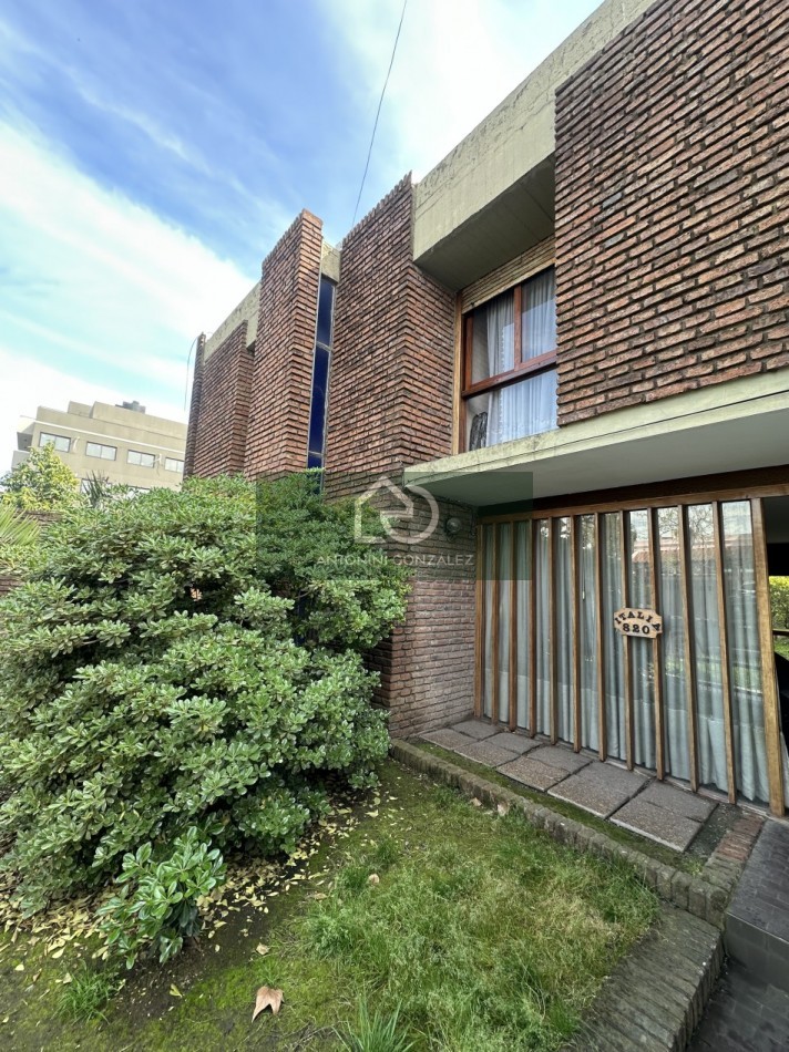 Casa 4 ambientes en Padua SUR