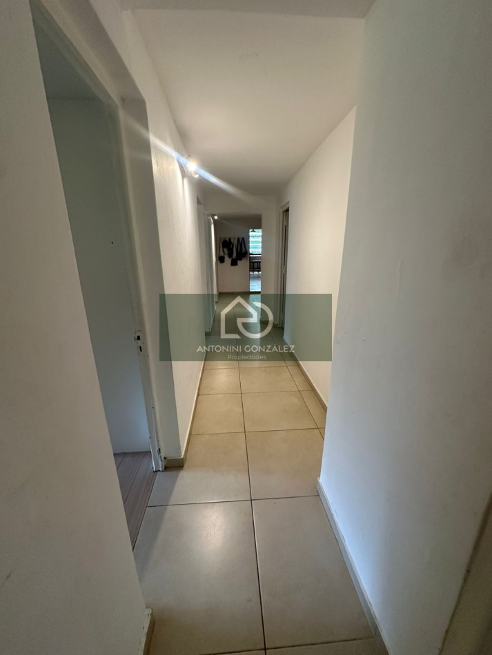 Casa 6 Ambientes en Planta Baja - Parque Leloir | Totalmente Reciclada