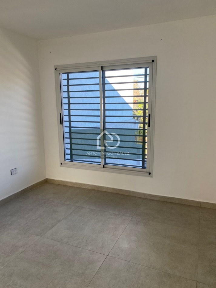 DUPLEX EN VENTA ITUZAINGO NORTE