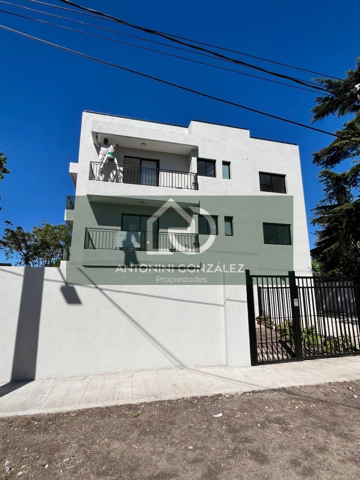 VENTA 2 AMBIENTES ITUZAINGO NORTE