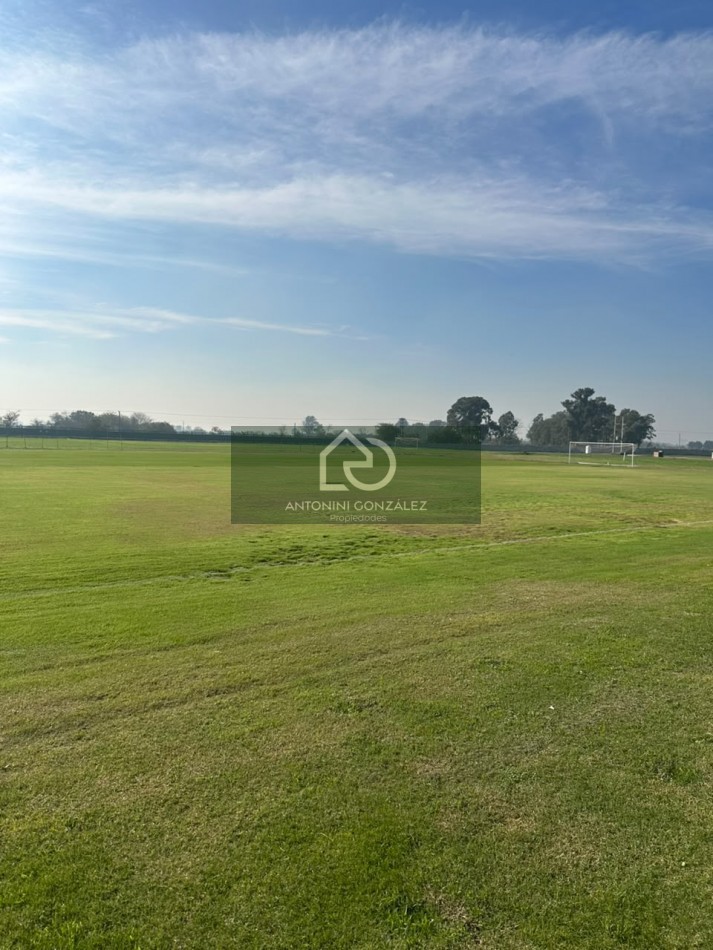 LOTE EN VENTA - ST. THOMAS CHICO