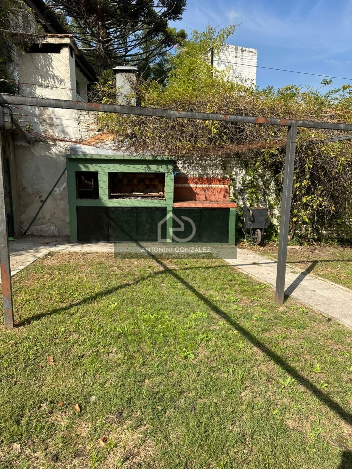 Casa 6 Ambientes en Planta Baja - Parque Leloir | Totalmente Reciclada