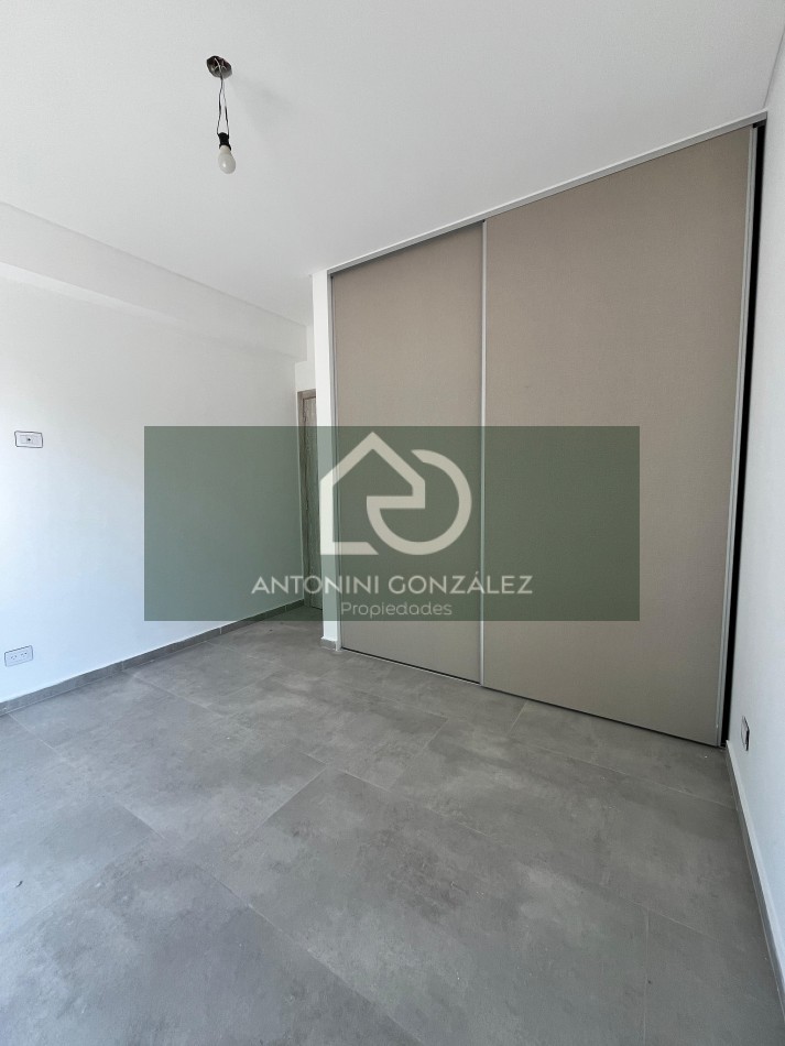 VENTA 2 AMBIENTES ITUZAINGO NORTE