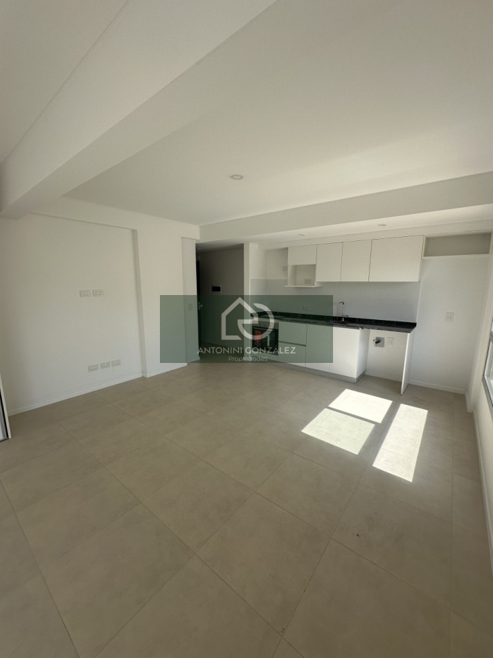 VENTA MONOAMBIENTE EN ITUZAINGO 