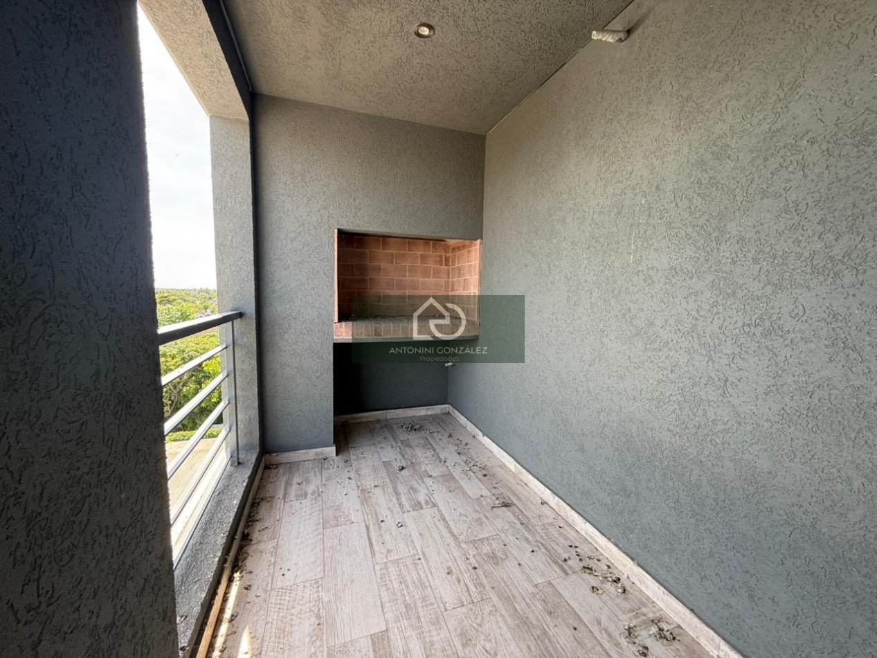 Alquiler 4 ambientes con cochera y parrilla