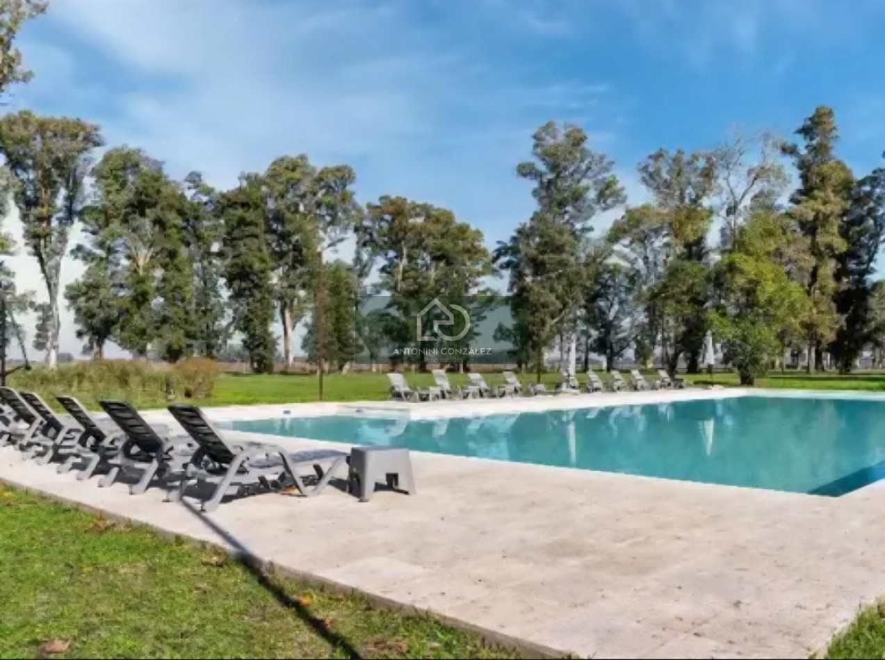 LOTE EN VENTA EN BARRIO LOS TRES PINOS