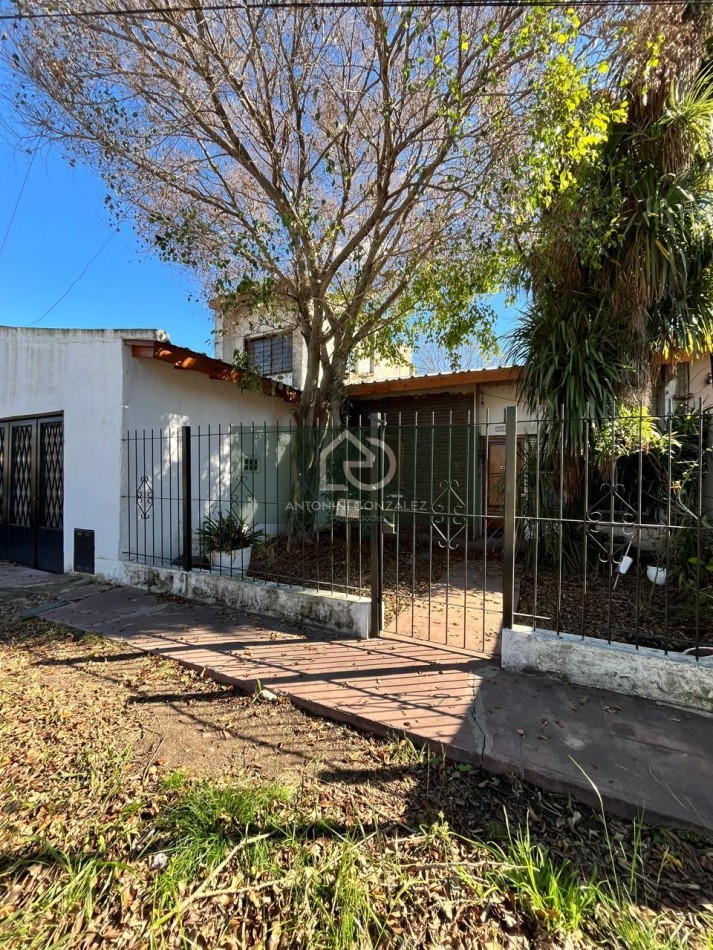 CASA EN VENTA EN ITUZAINGO NORTE A REFACCIONAR