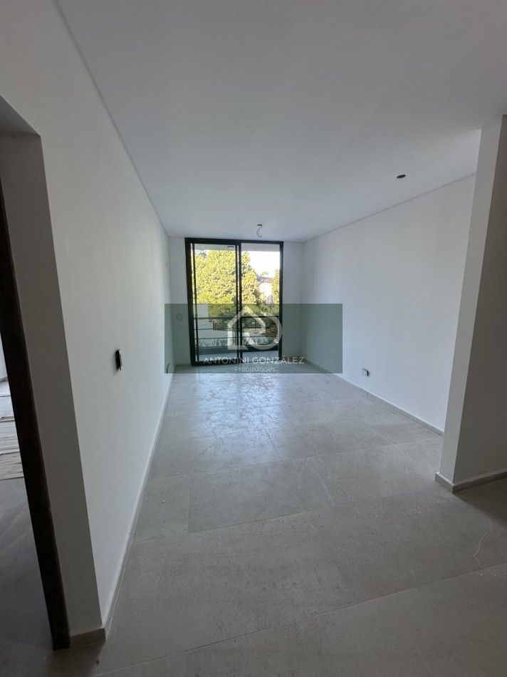  departamentos de 2 y 3 ambientes.