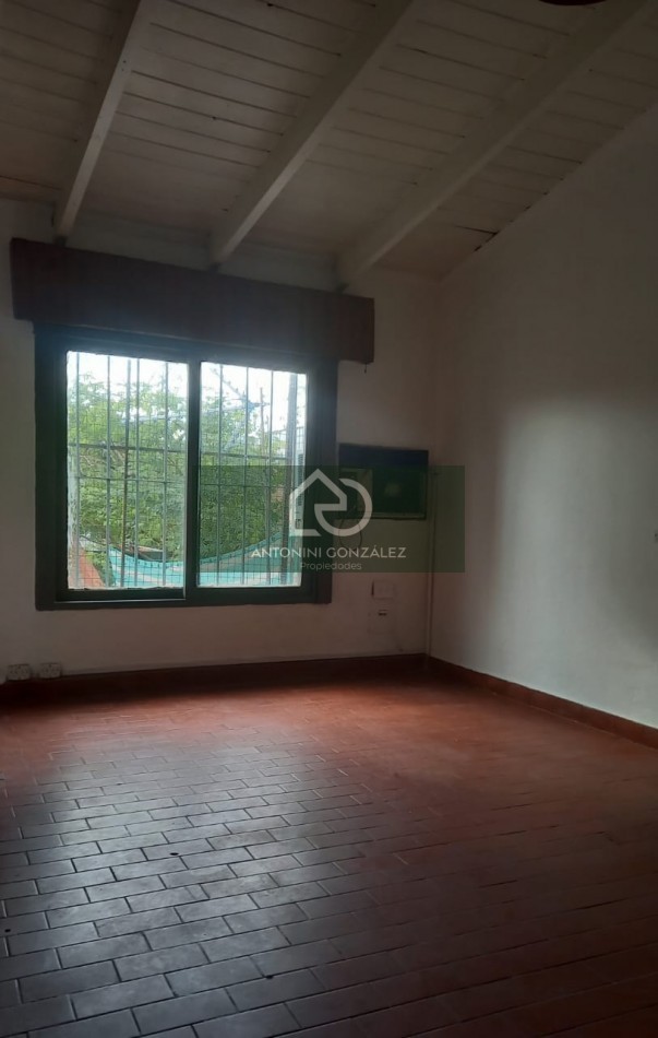VENTA PH 3 AMBIENTES EN MORON A REFACCIONAR