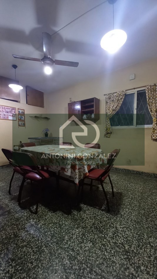 VENTA CASA + DEPARTAMENTO ITUZAINGO NORTE