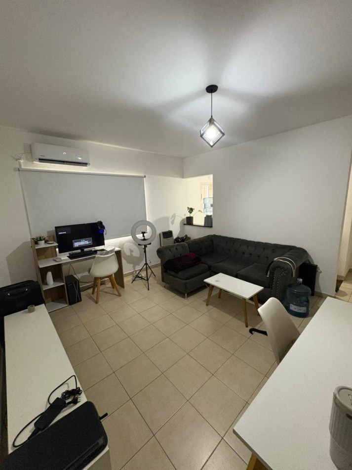 2 Ambientes en alquiler en el Corazon Moreno Sur