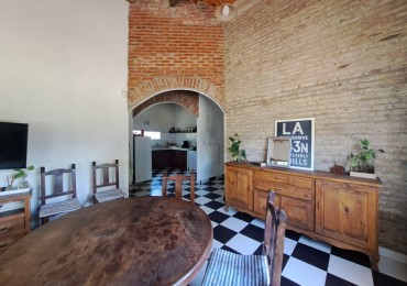 Casa multifamiliar en venta- Paso del rey.